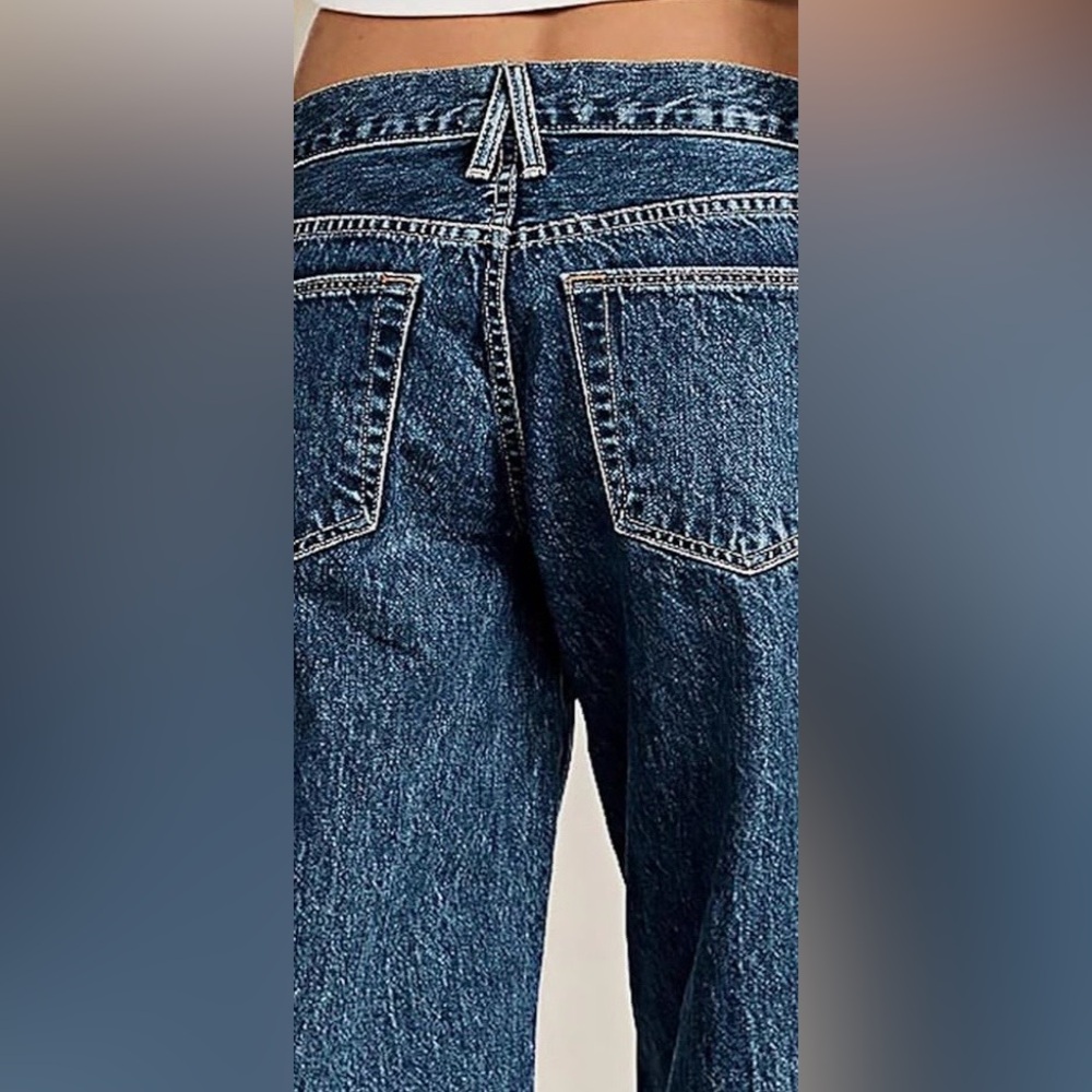 Mid-Rise Straight Leg Women's Jeans in Dark Indigo - Picture 5 of 8